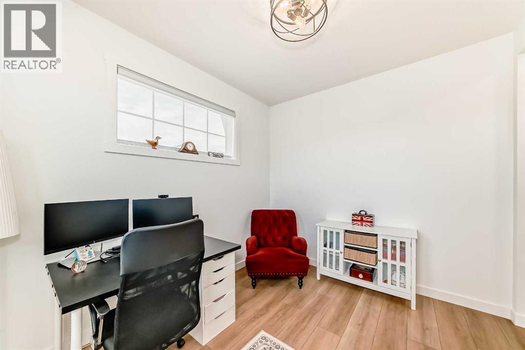 568 Grayling Bend, Rural Rocky View County, Alberta  T3Z 0H6 - Photo 27 - A2272298