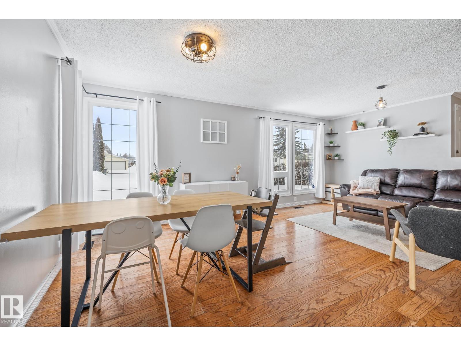 9406 99 Av, Morinville, Alberta  T8R 1K1 - Photo 11 - E4476011