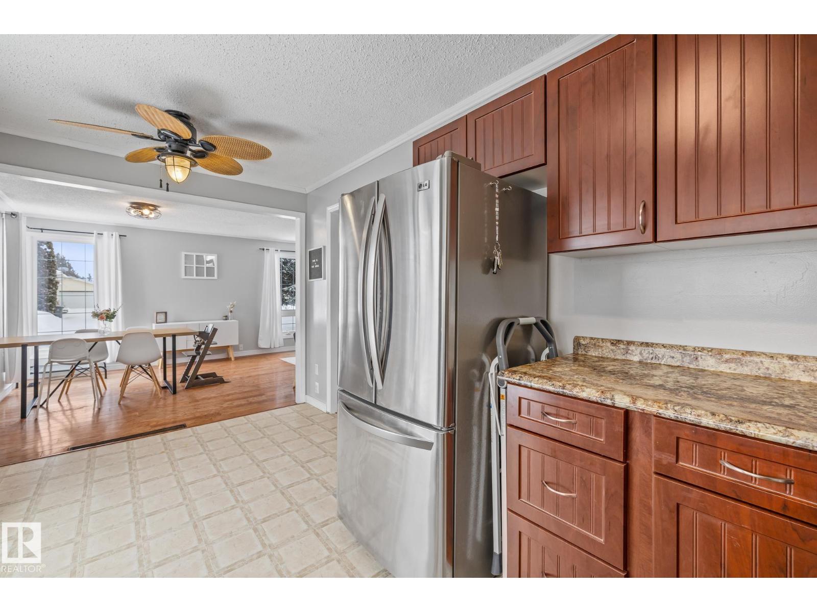 9406 99 Av, Morinville, Alberta  T8R 1K1 - Photo 16 - E4476011