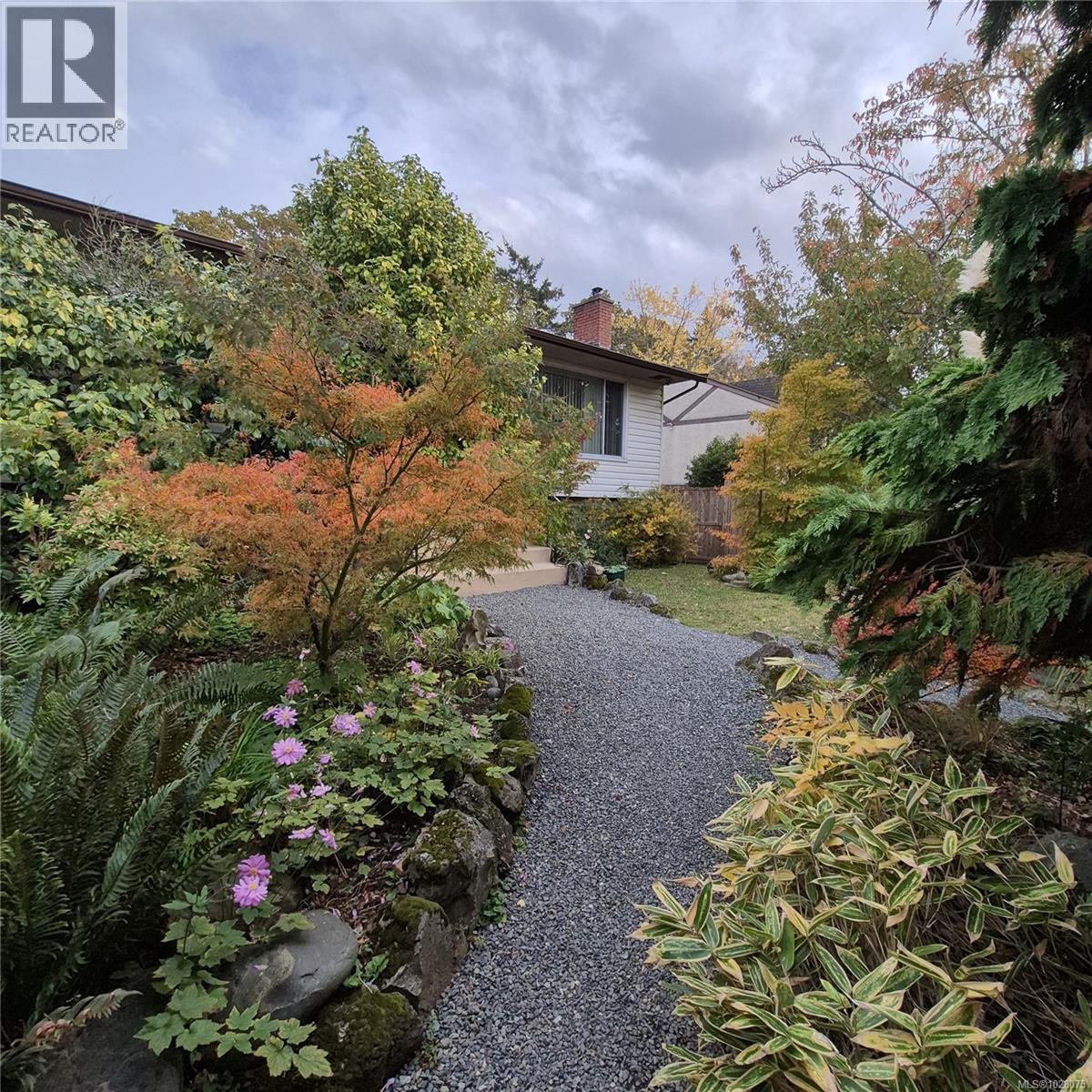 3901 Ansell Rd, Saanich, British Columbia  V8P 4W1 - Photo 21 - 1028075