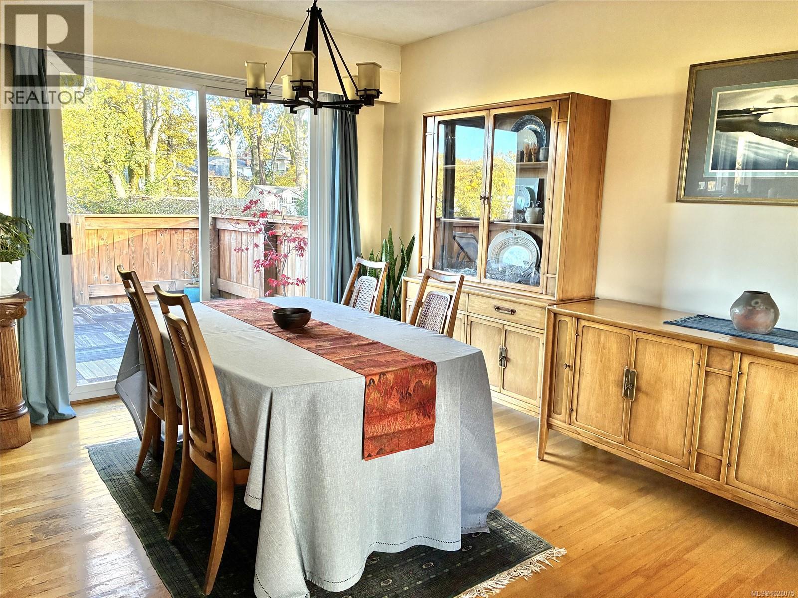 3901 Ansell Rd, Saanich, British Columbia  V8P 4W1 - Photo 6 - 1028075