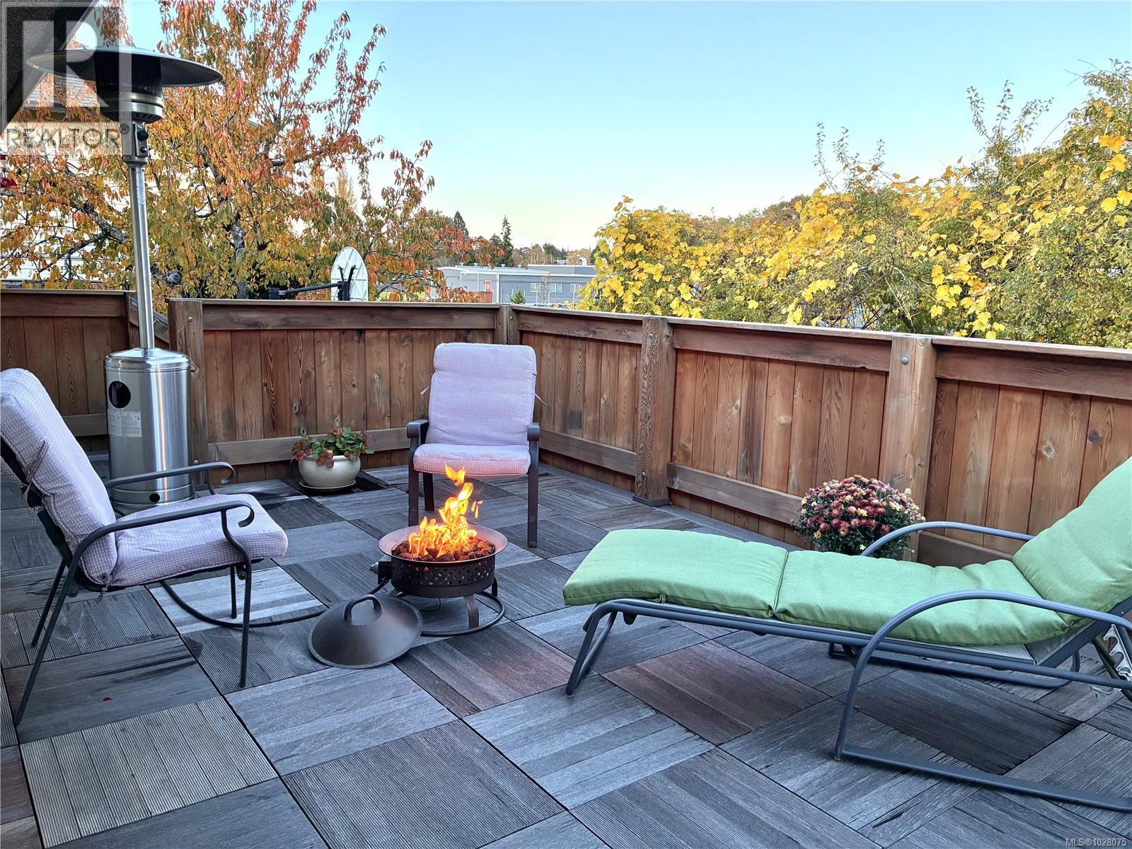 3901 Ansell Rd, Saanich, British Columbia  V8P 4W1 - Photo 18 - 1028075