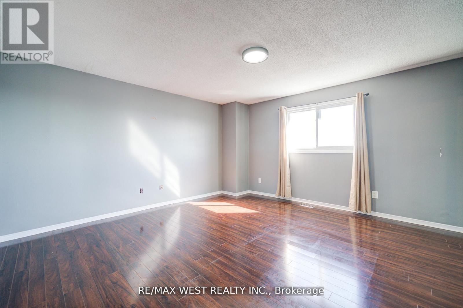 1648 Pepperwood Gate, Pickering (Brock Ridge), Ontario  L1X 2K3 - Photo 18 - E12859270