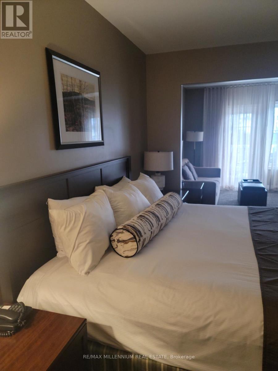 2442-43 - 90 Highland Drive, Oro-Medonte (Horseshoe Valley), Ontario  L0L 2L0 - Photo 10 - S12859274