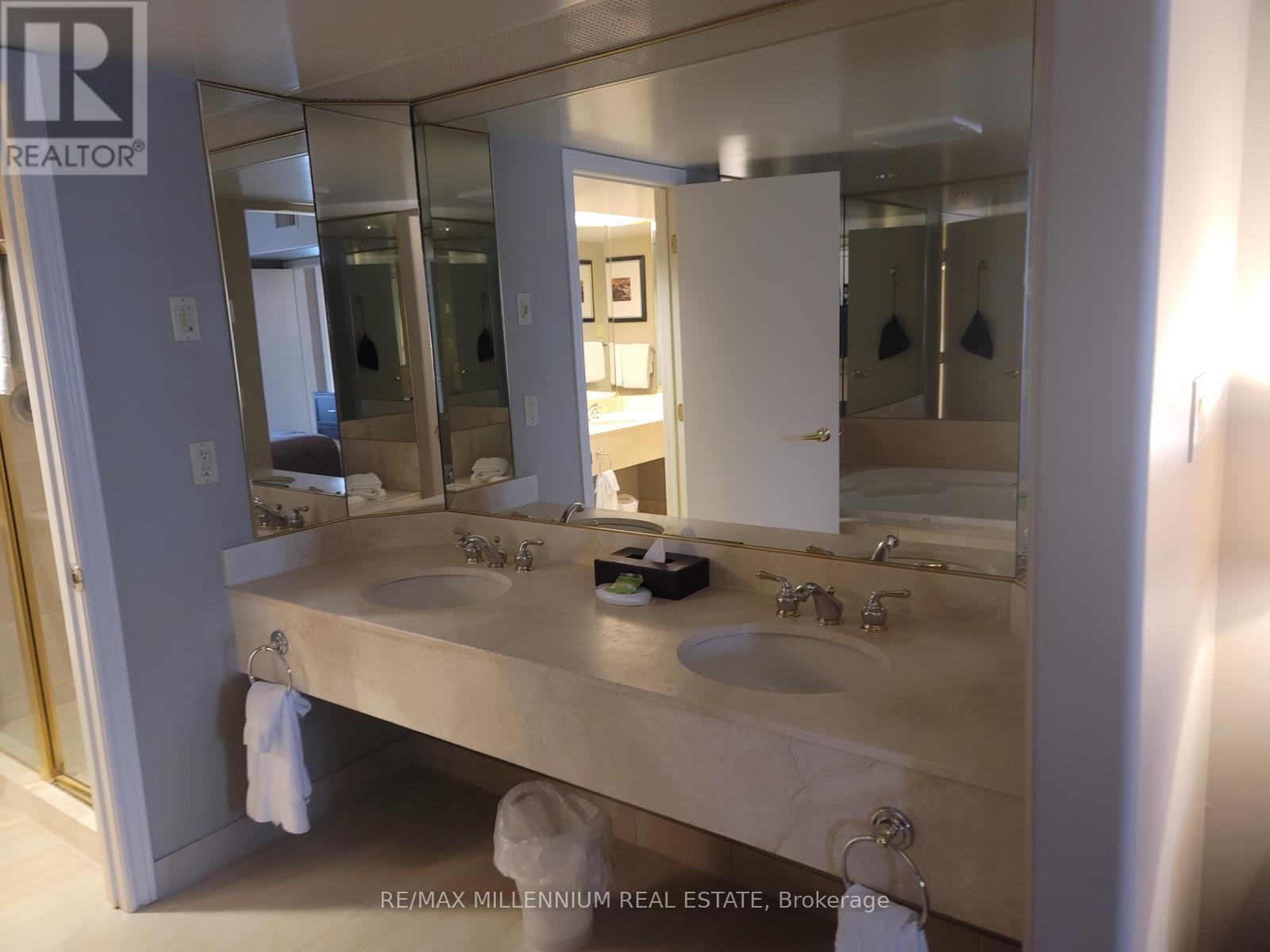 2442-43 - 90 Highland Drive, Oro-Medonte (Horseshoe Valley), Ontario  L0L 2L0 - Photo 14 - S12859274