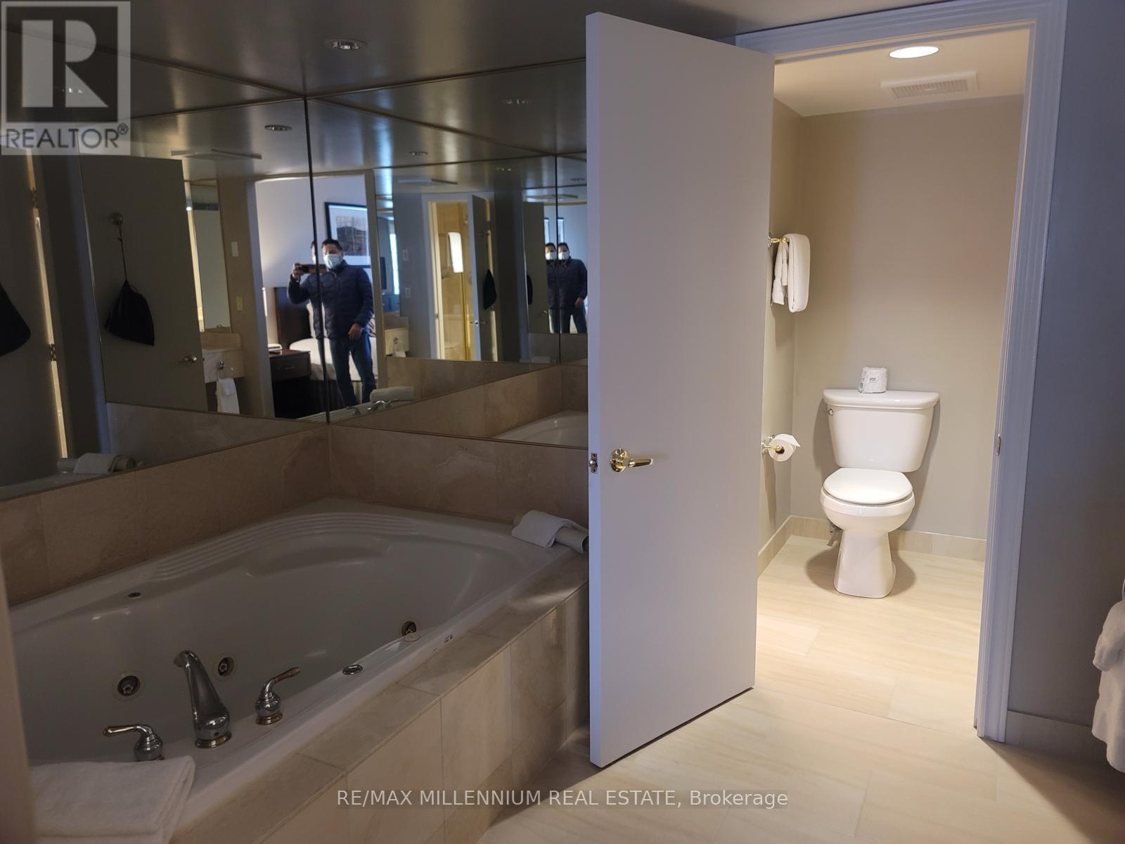 2442-43 - 90 Highland Drive, Oro-Medonte (Horseshoe Valley), Ontario  L0L 2L0 - Photo 19 - S12859274