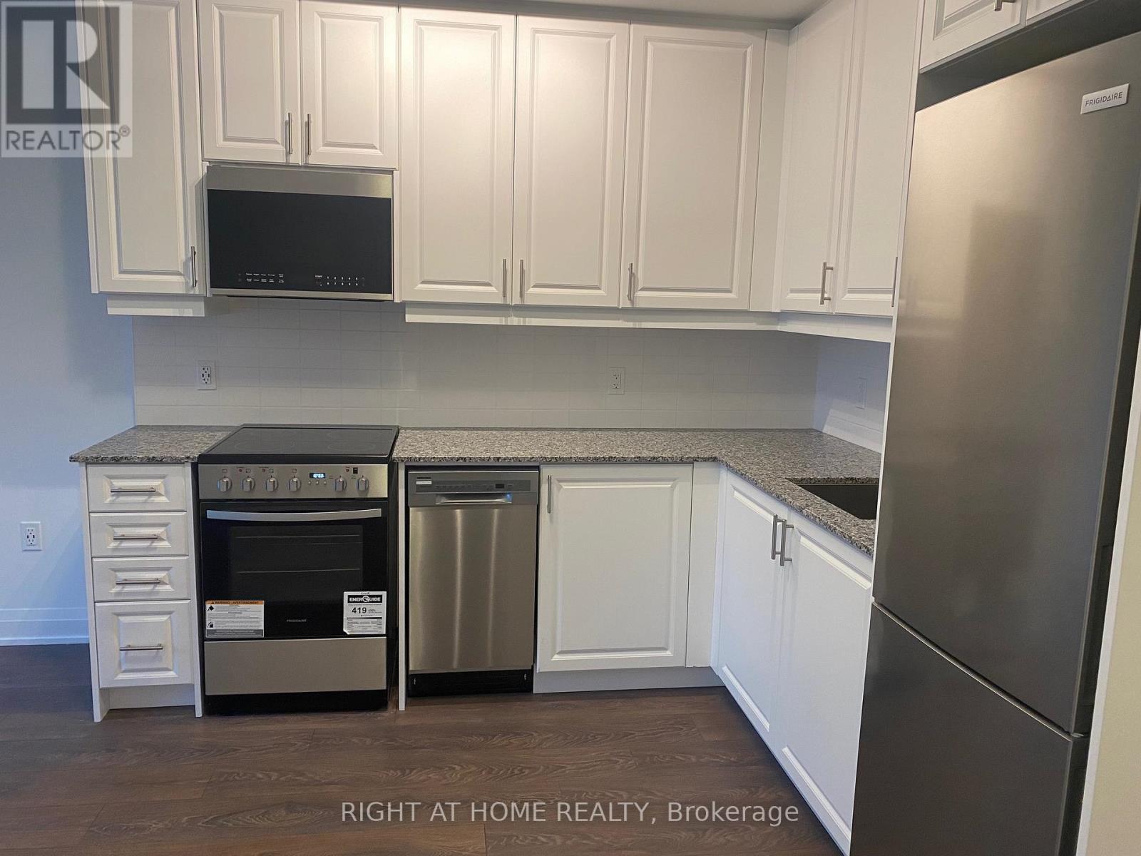 205 - 2343 Khalsa Gate, Oakville (Wm Westmount), Ontario  L6M 4J2 - Photo 3 - W12859266