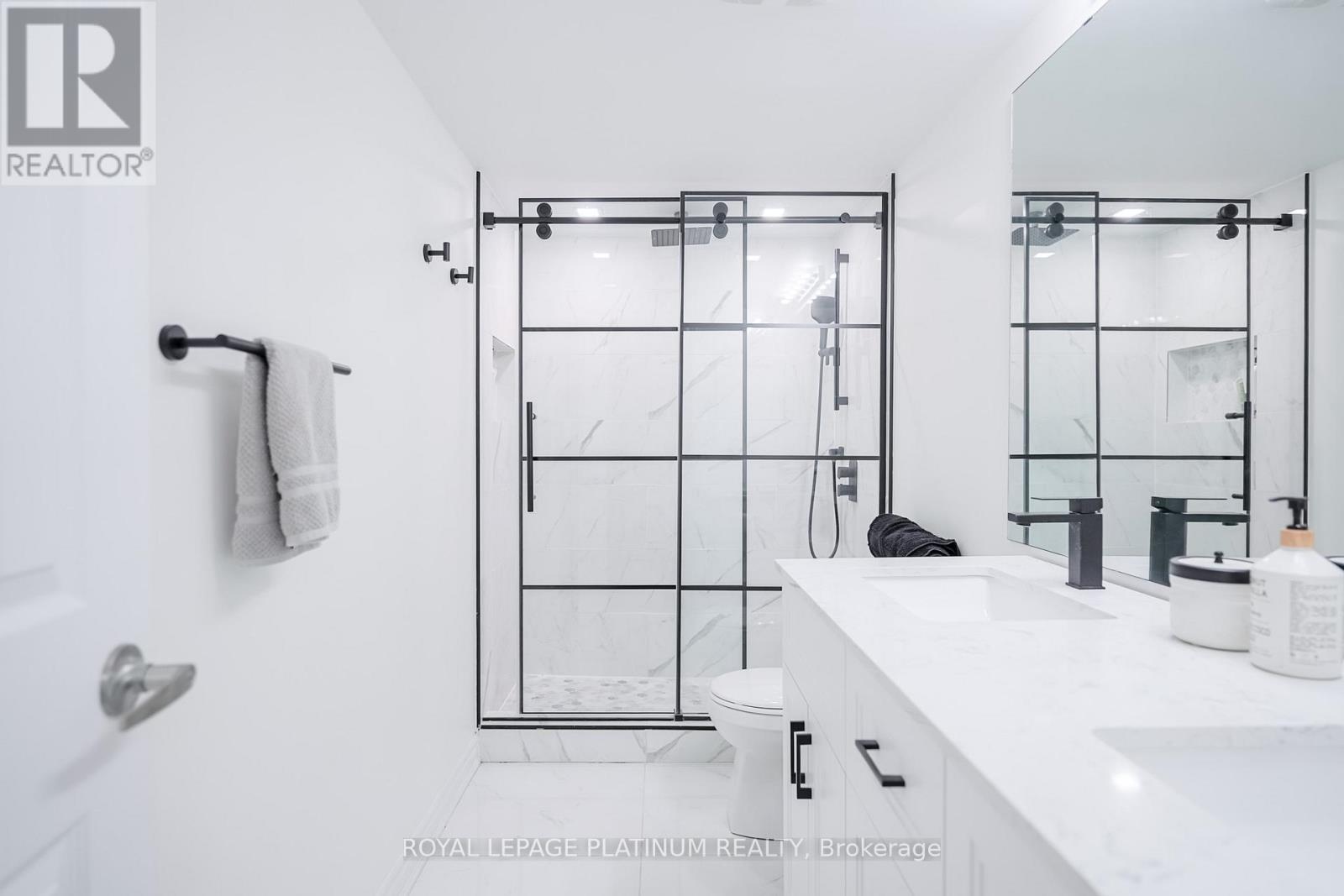 #36 - 200 Veterans Drive, Brampton, Ontario L7A 4S6 - Photo 30 - W12859268