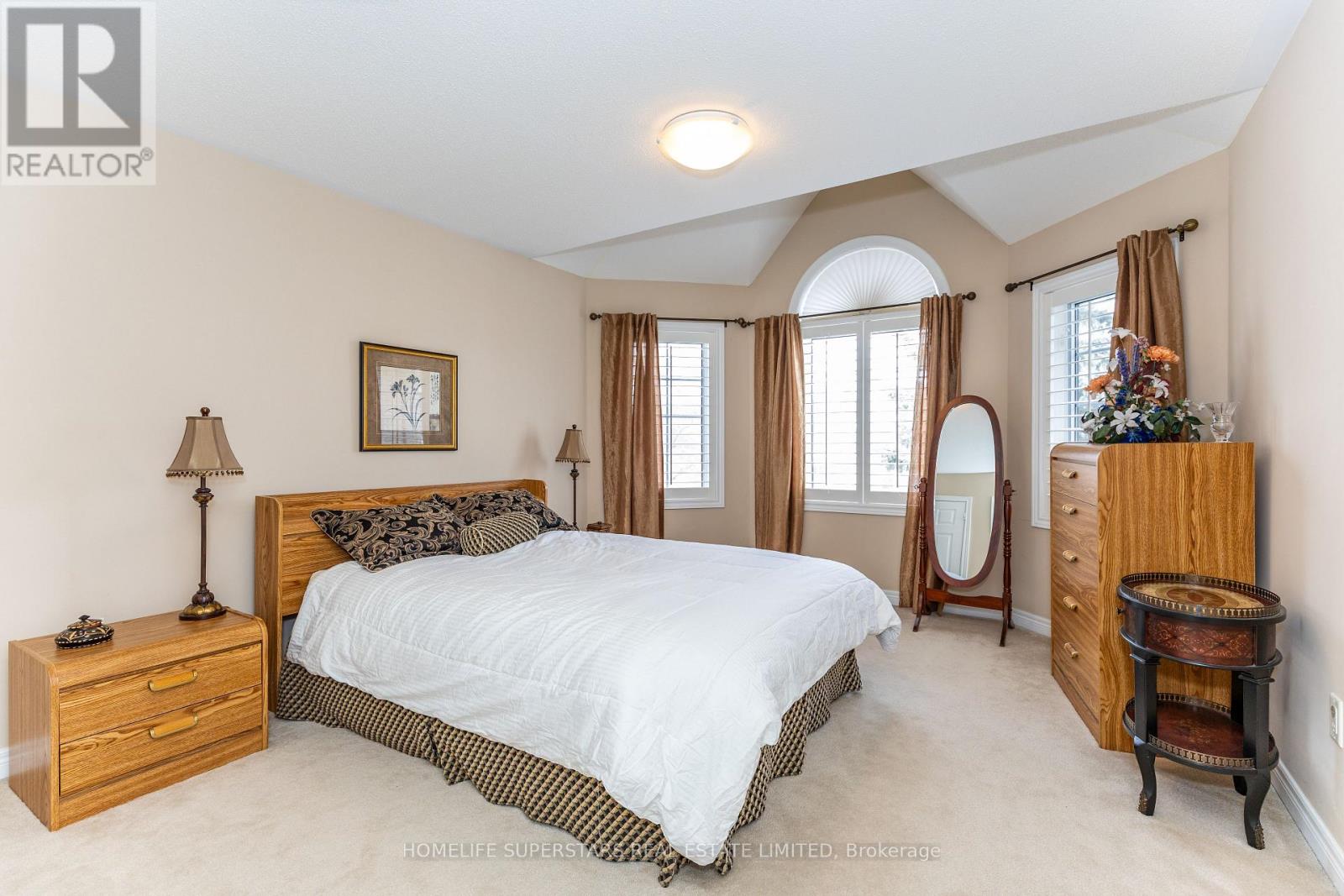 2204 Snead Road, Burlington (Rose), Ontario  L7M 4X1 - Photo 24 - W12859292