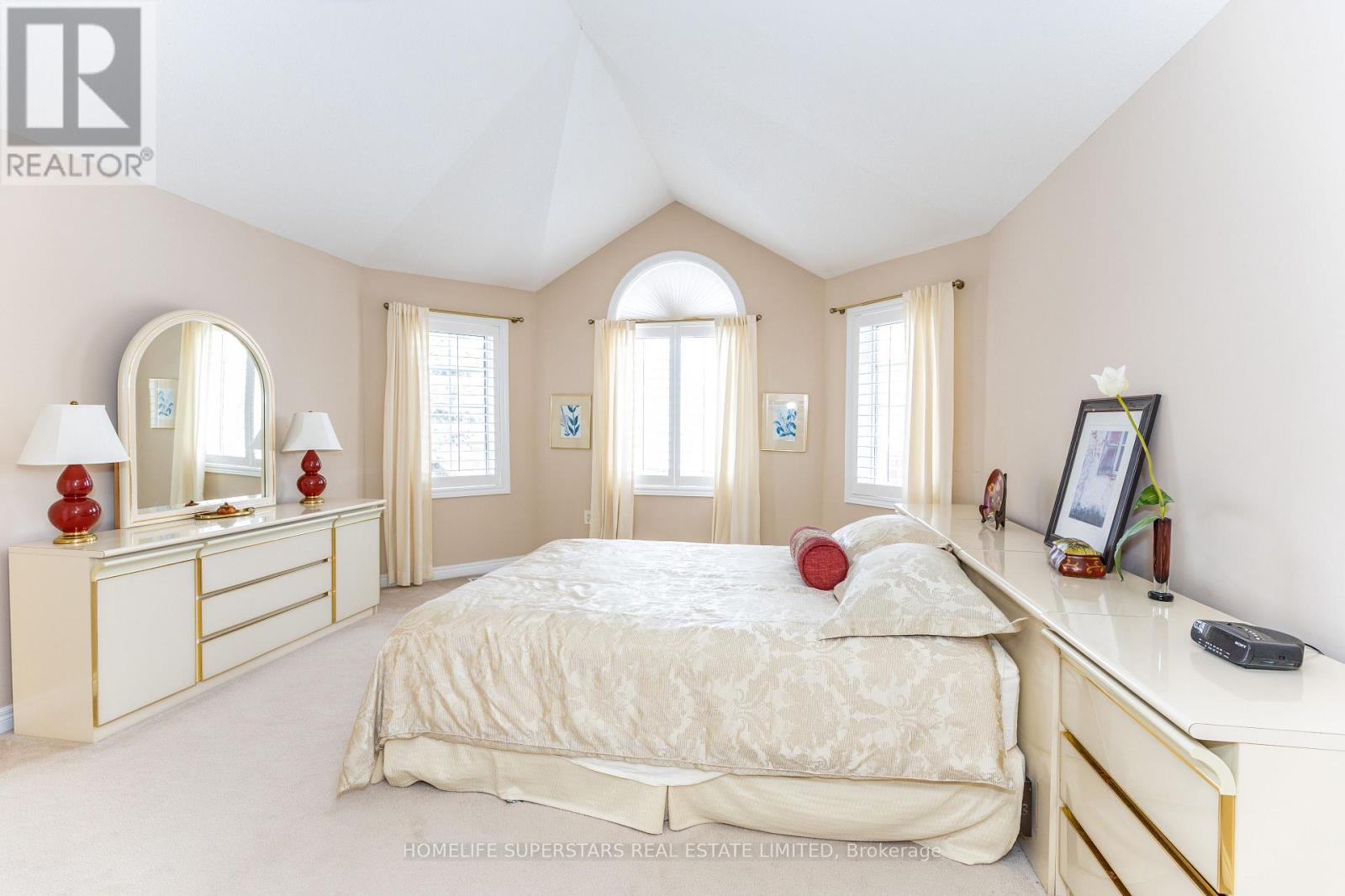 2204 Snead Road, Burlington (Rose), Ontario  L7M 4X1 - Photo 27 - W12859292