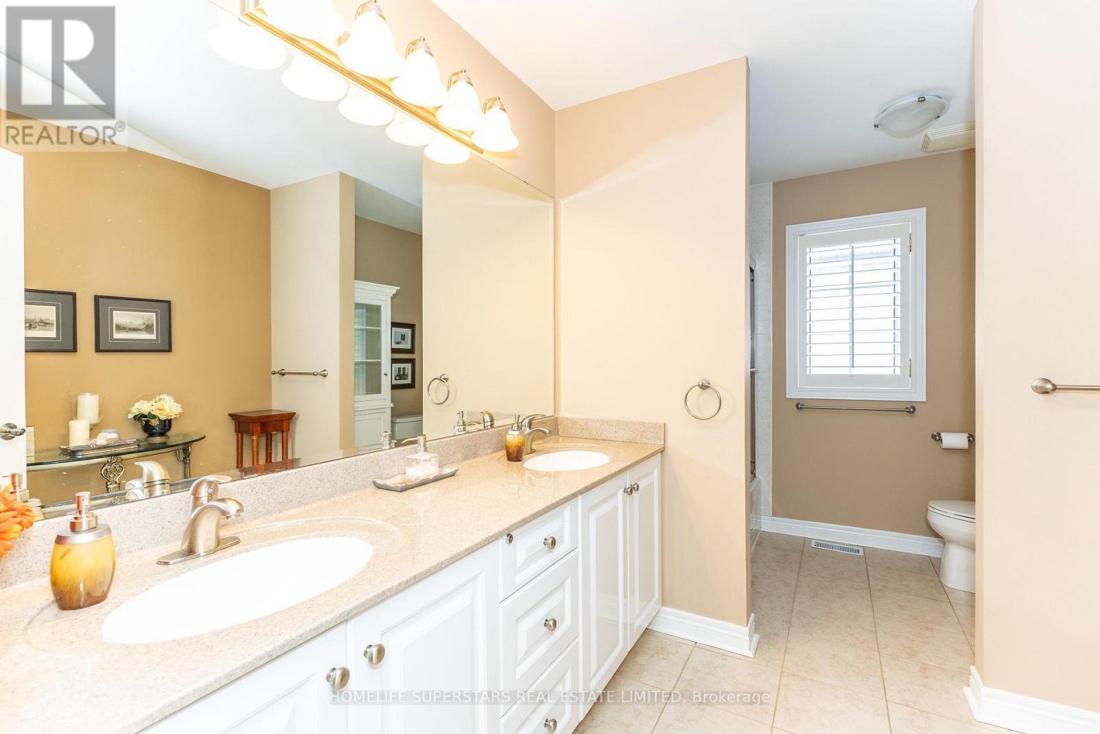 2204 Snead Road, Burlington (Rose), Ontario  L7M 4X1 - Photo 30 - W12859292