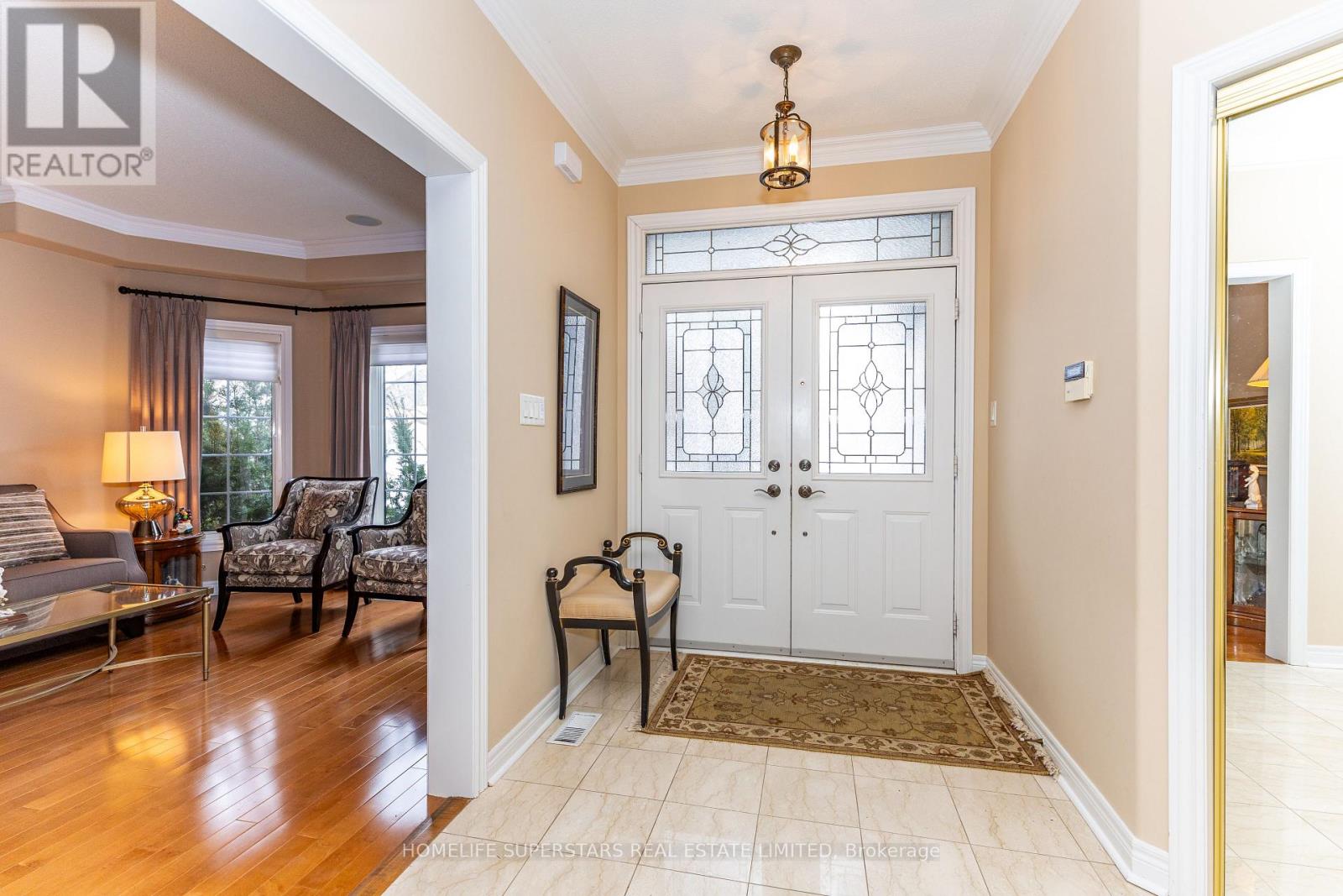 2204 Snead Road, Burlington (Rose), Ontario  L7M 4X1 - Photo 4 - W12859292