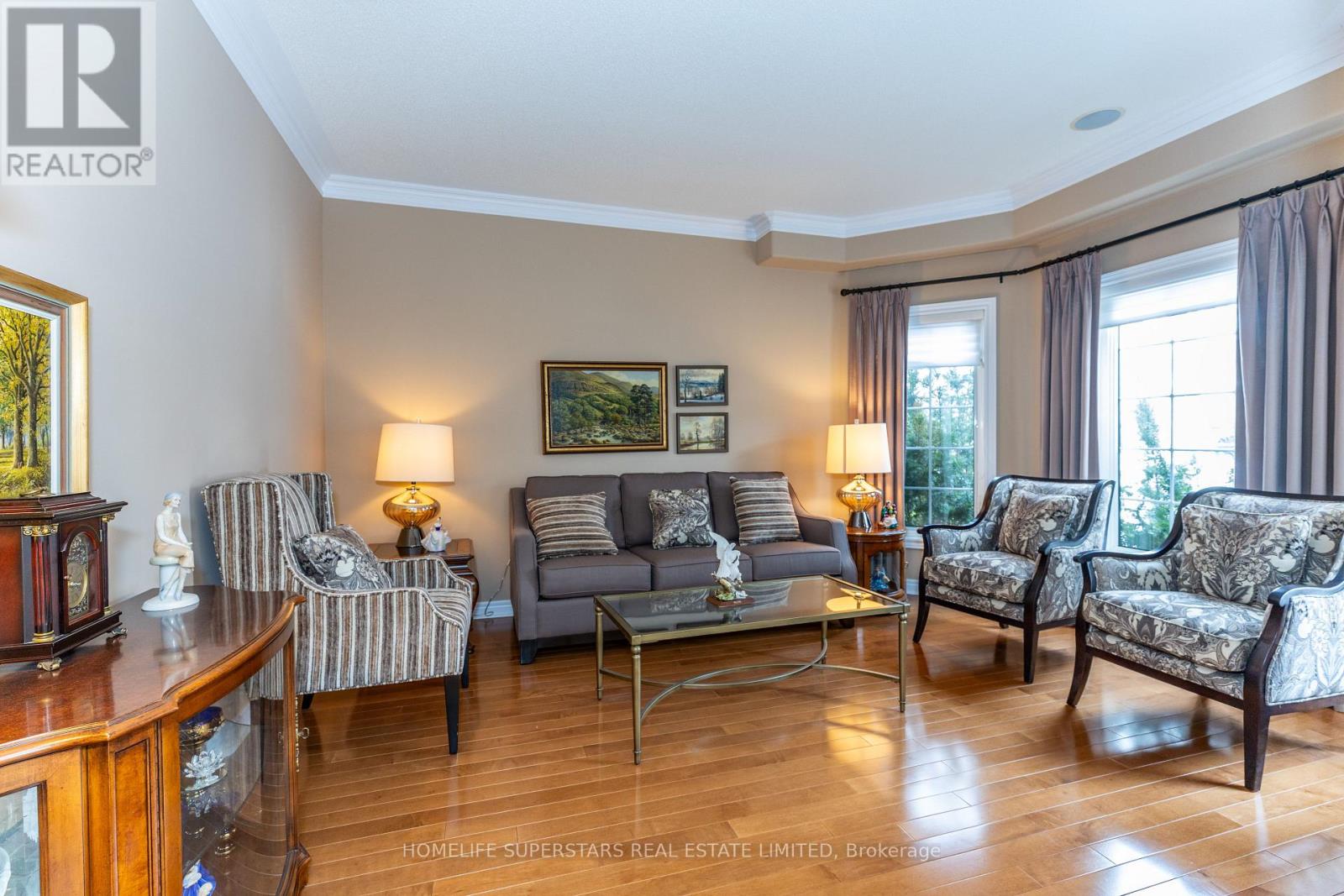 2204 Snead Road, Burlington (Rose), Ontario  L7M 4X1 - Photo 6 - W12859292