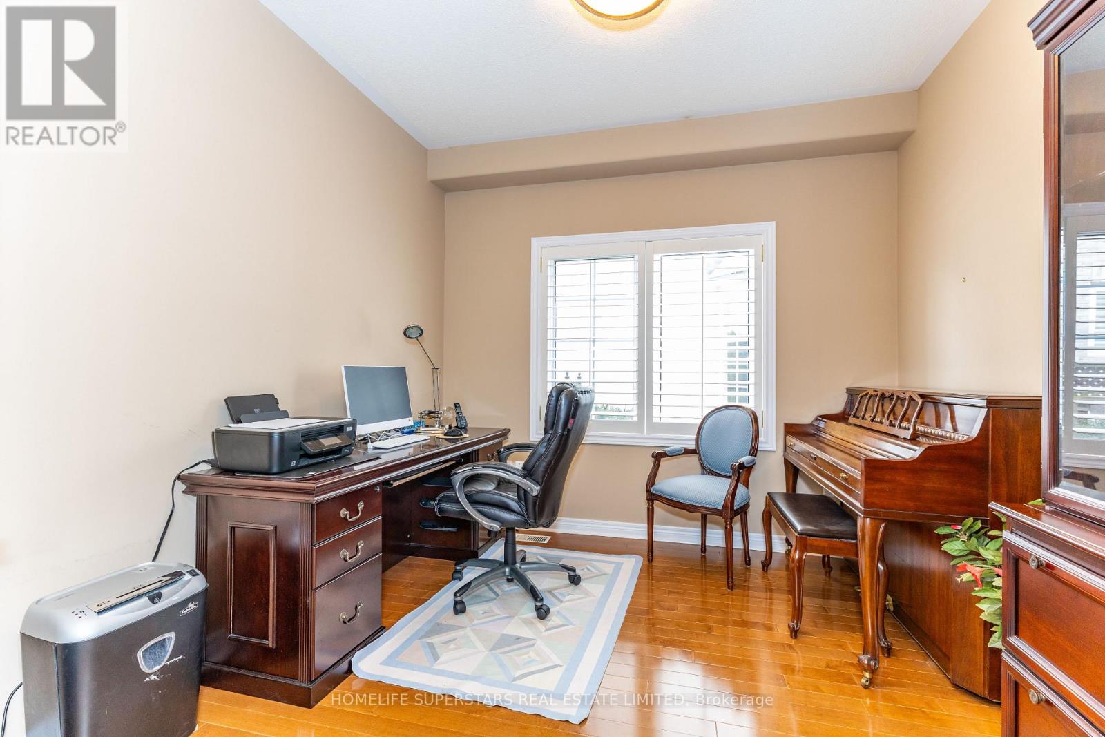 2204 Snead Road, Burlington (Rose), Ontario  L7M 4X1 - Photo 8 - W12859292