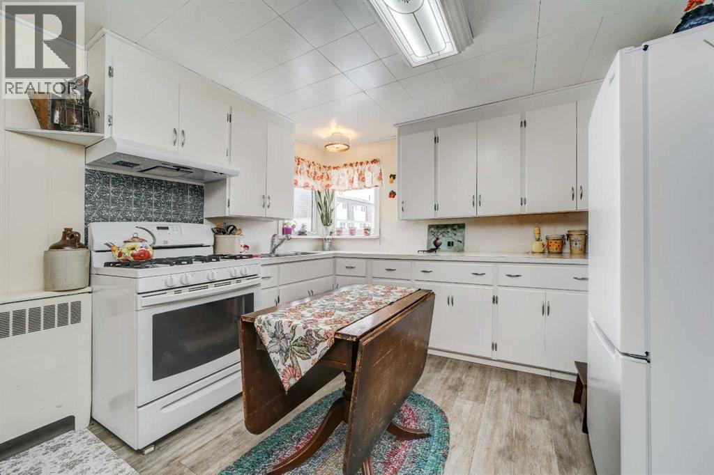 1158 Albert Avenue, Pincher Creek, Alberta  T0K 1W0 - Photo 16 - A2291079