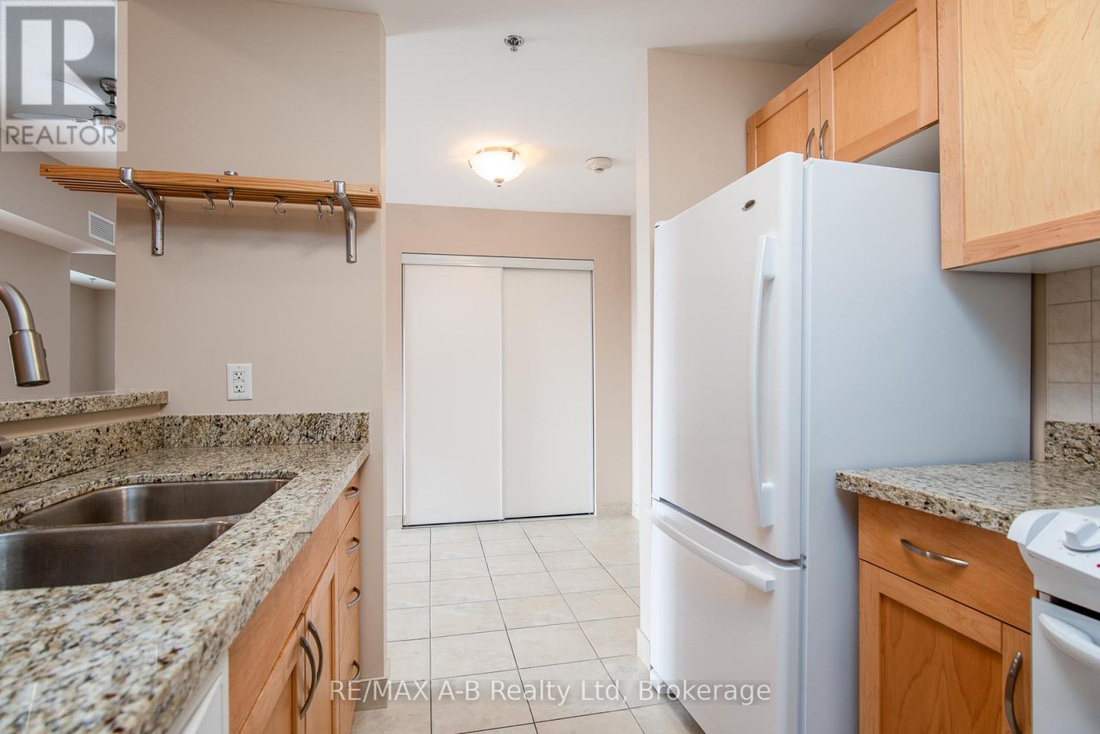 #432 - 200 Mccarthy Road, Stratford, Ontario  N5A 0B6 - Photo 13 - X12772916