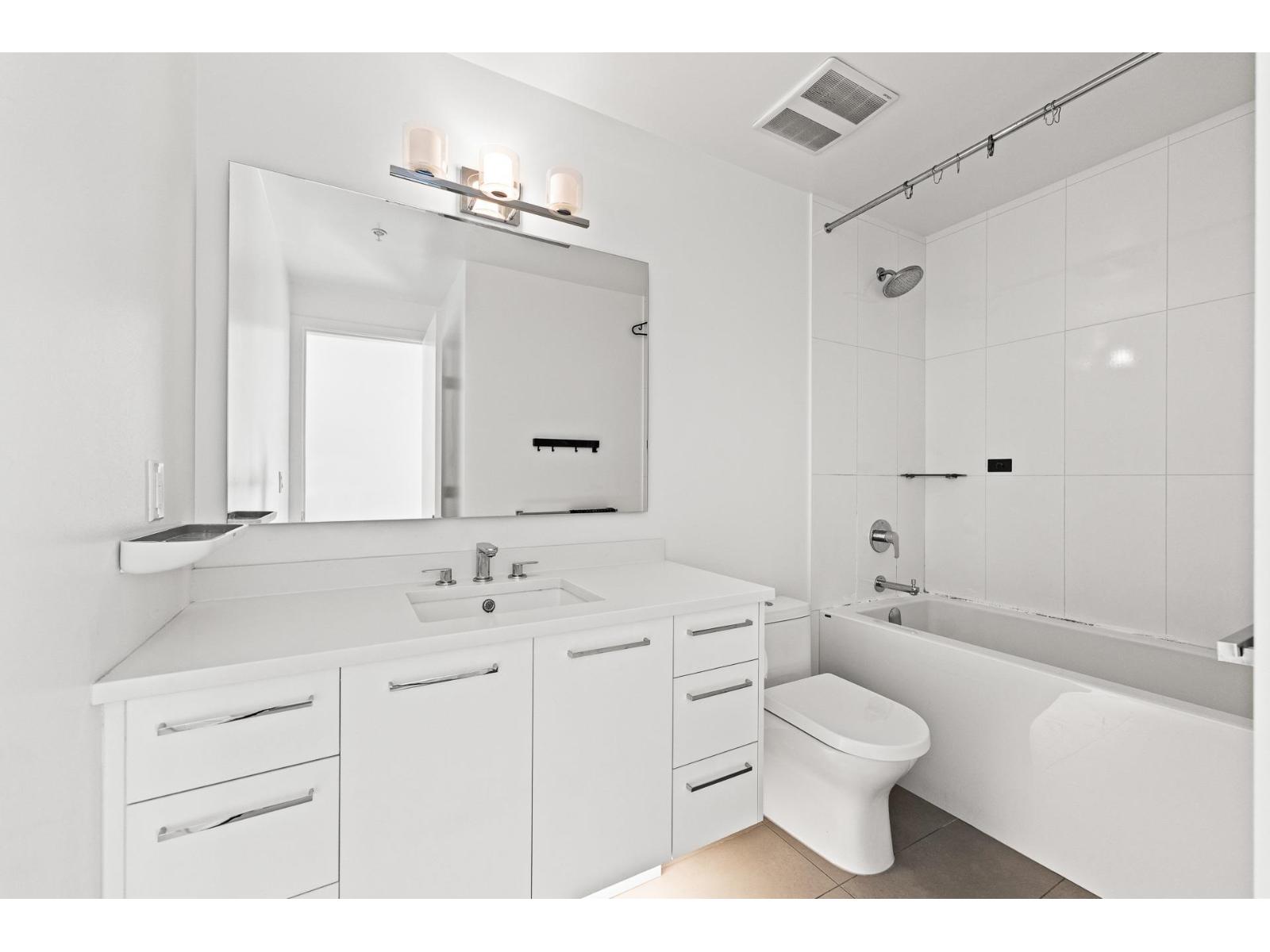 2104 1588 Johnston Road, Surrey, British Columbia  V4B 0C5 - Photo 23 - R3096260