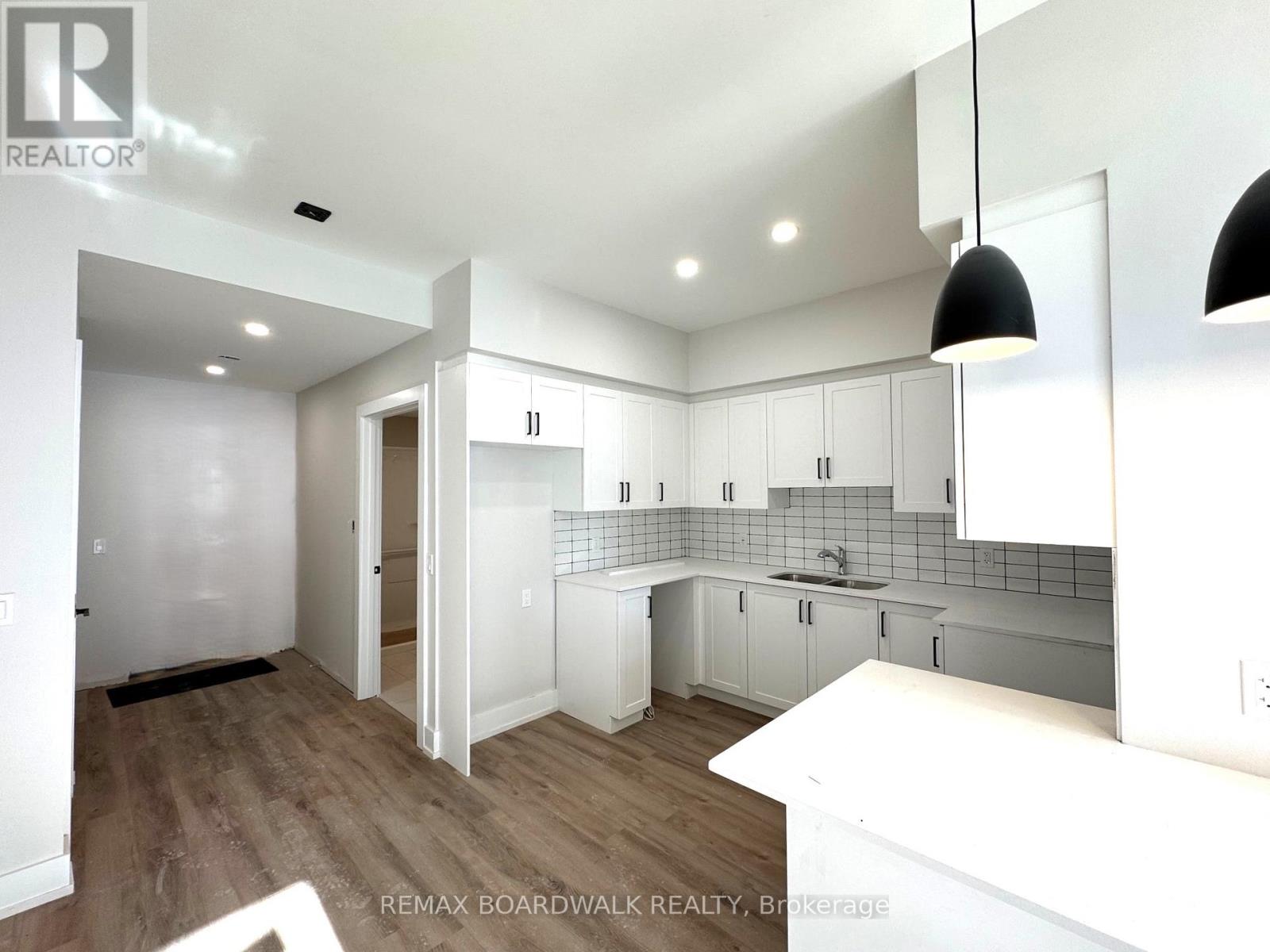 107 - 5874 Cr #19 Road, North Grenville, Ontario  K0G 1J0 - Photo 3 - X12859314