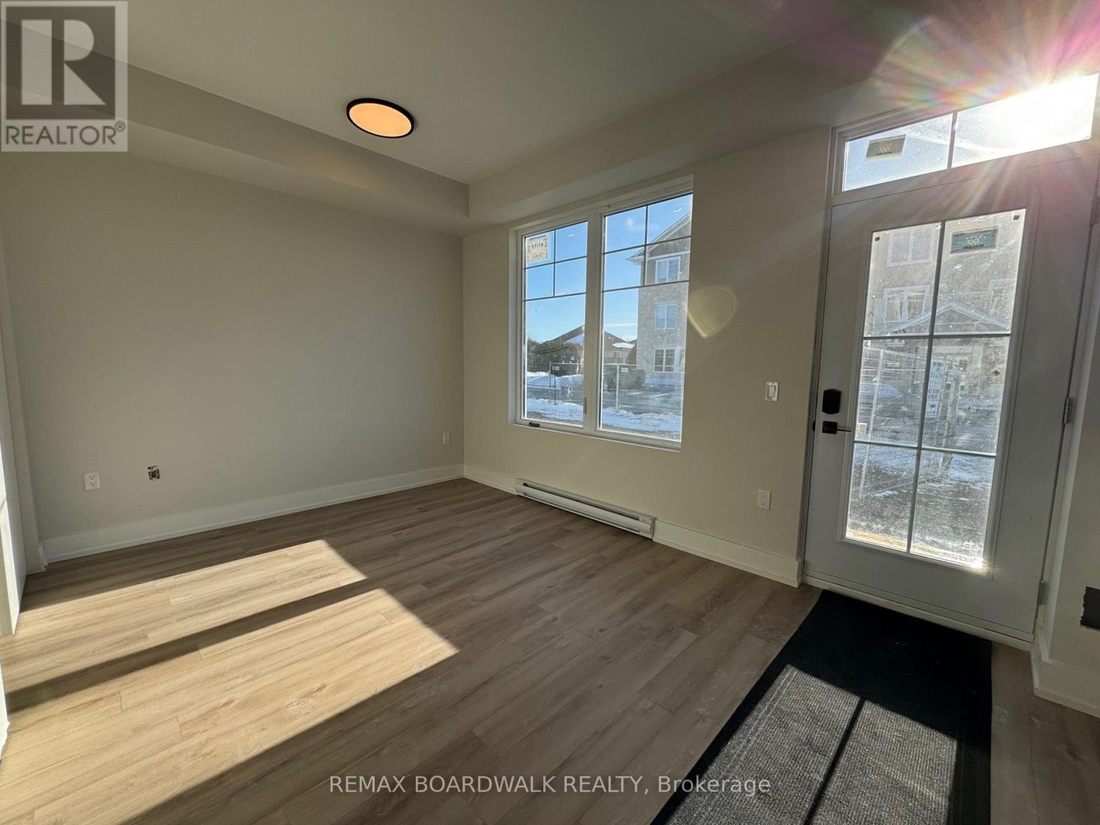 107 - 5874 Cr #19 Road, North Grenville, Ontario  K0G 1J0 - Photo 7 - X12859314