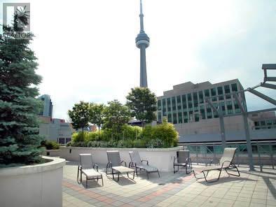 1205 - 270 Wellington Street W, Toronto, Ontario  M5V 3P5 - Photo 7 - C12859254