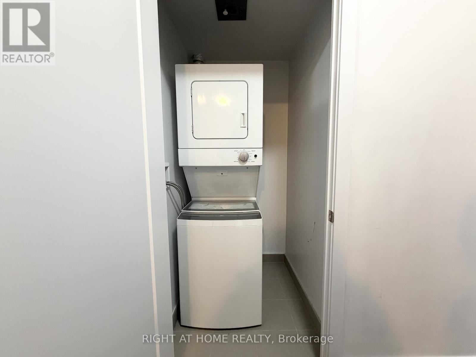 1713 - 2550 Simcoe Street N, Oshawa, Ontario  L1L 0R5 - Photo 17 - E12730000