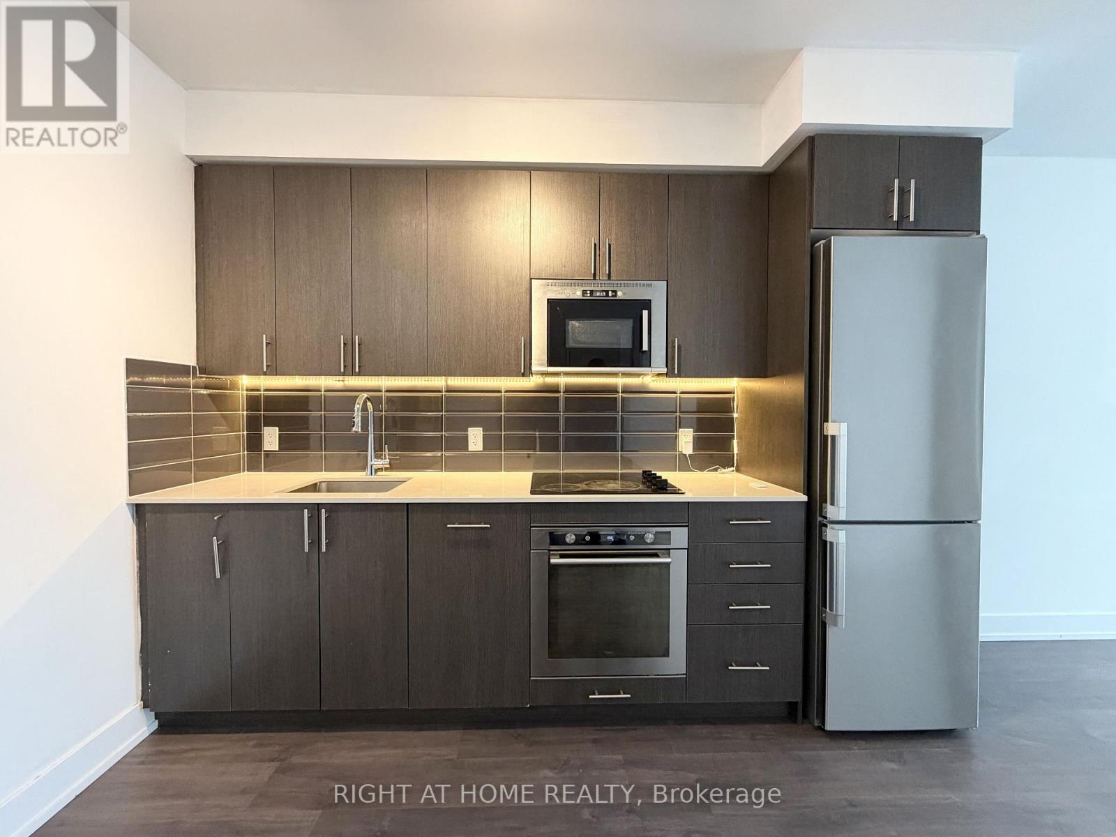 1713 - 2550 Simcoe Street N, Oshawa, Ontario  L1L 0R5 - Photo 5 - E12730000