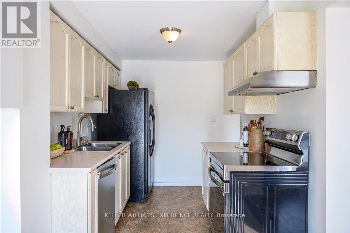 70 Weymouth Road, Barrie, Ontario  L4M 6R7 - Photo 23 - S12850118