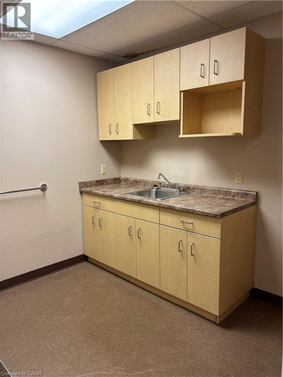 5035 North Service Road Unit# C-4, Burlington, Ontario  L7L 5V2 - Photo 10 - 40810535