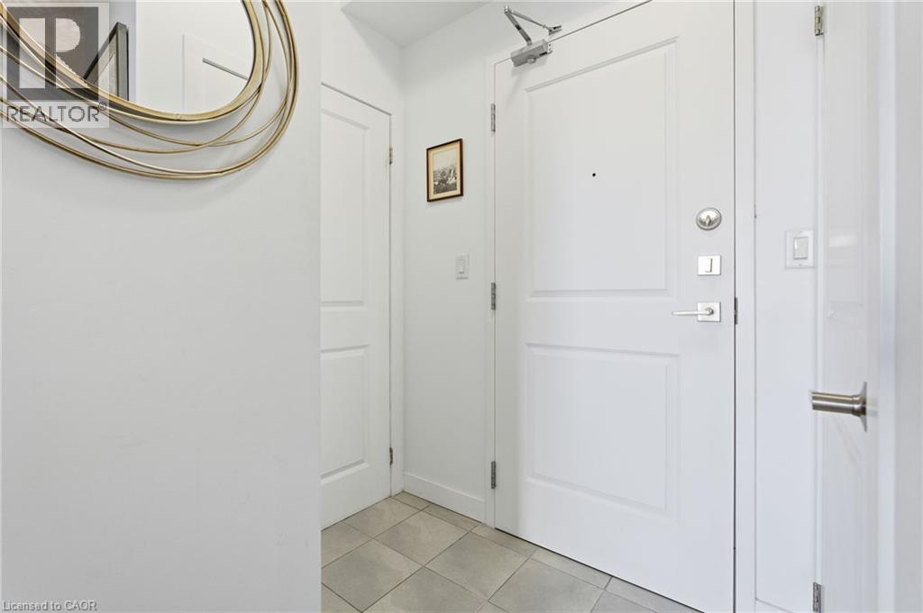 35 Southshore Crescent Unit# 228, Stoney Creek, Ontario  L8E 0J2 - Photo 4 - 40810516