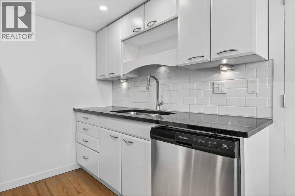 17, 1055 72 Avenue Nw, Calgary, Alberta T2K 5S4 - Photo 10 - A2291531