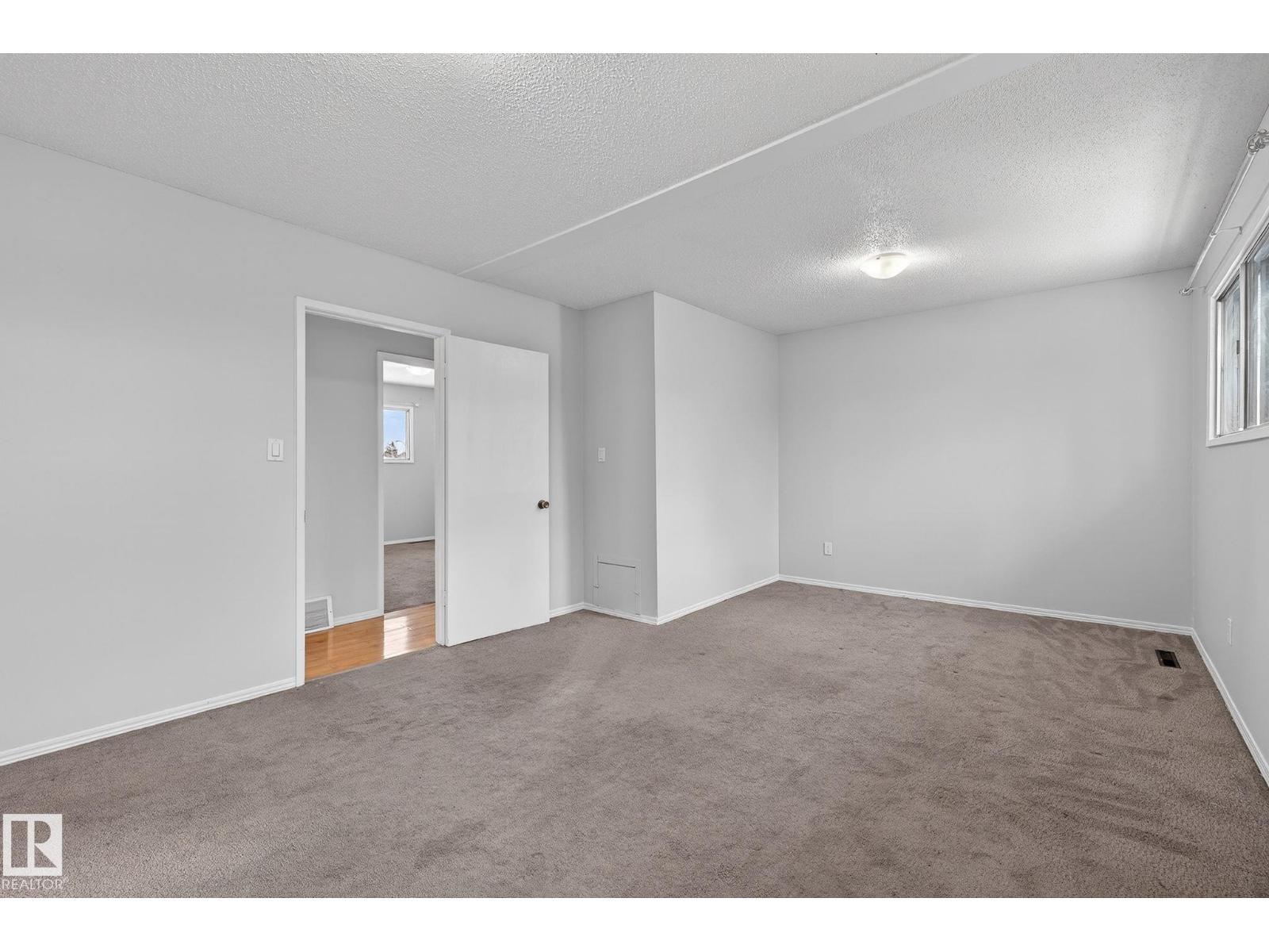 6714 149 Av Nw, Edmonton, Alberta T5C 2V2 - Photo 24 - E4476534