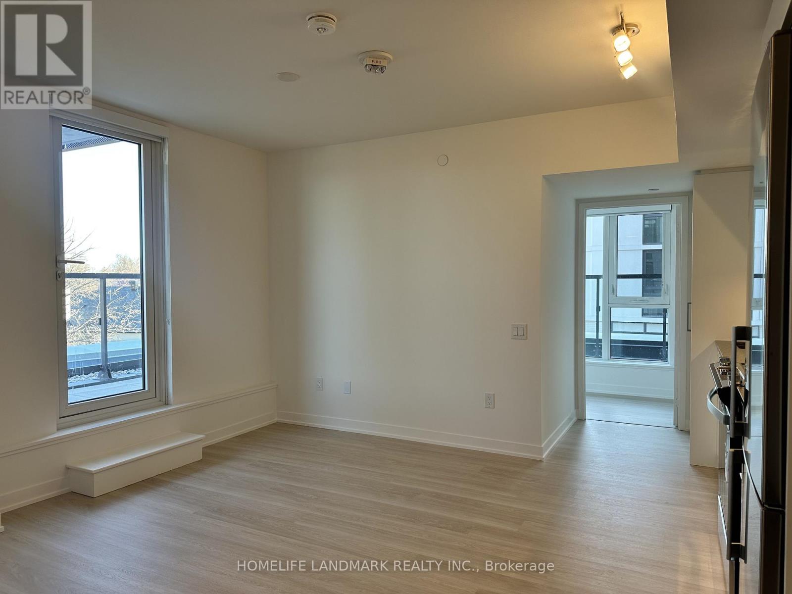 308 - 500 Wilson Avenue, Toronto, Ontario  M3H 0E5 - Photo 6 - C12859330