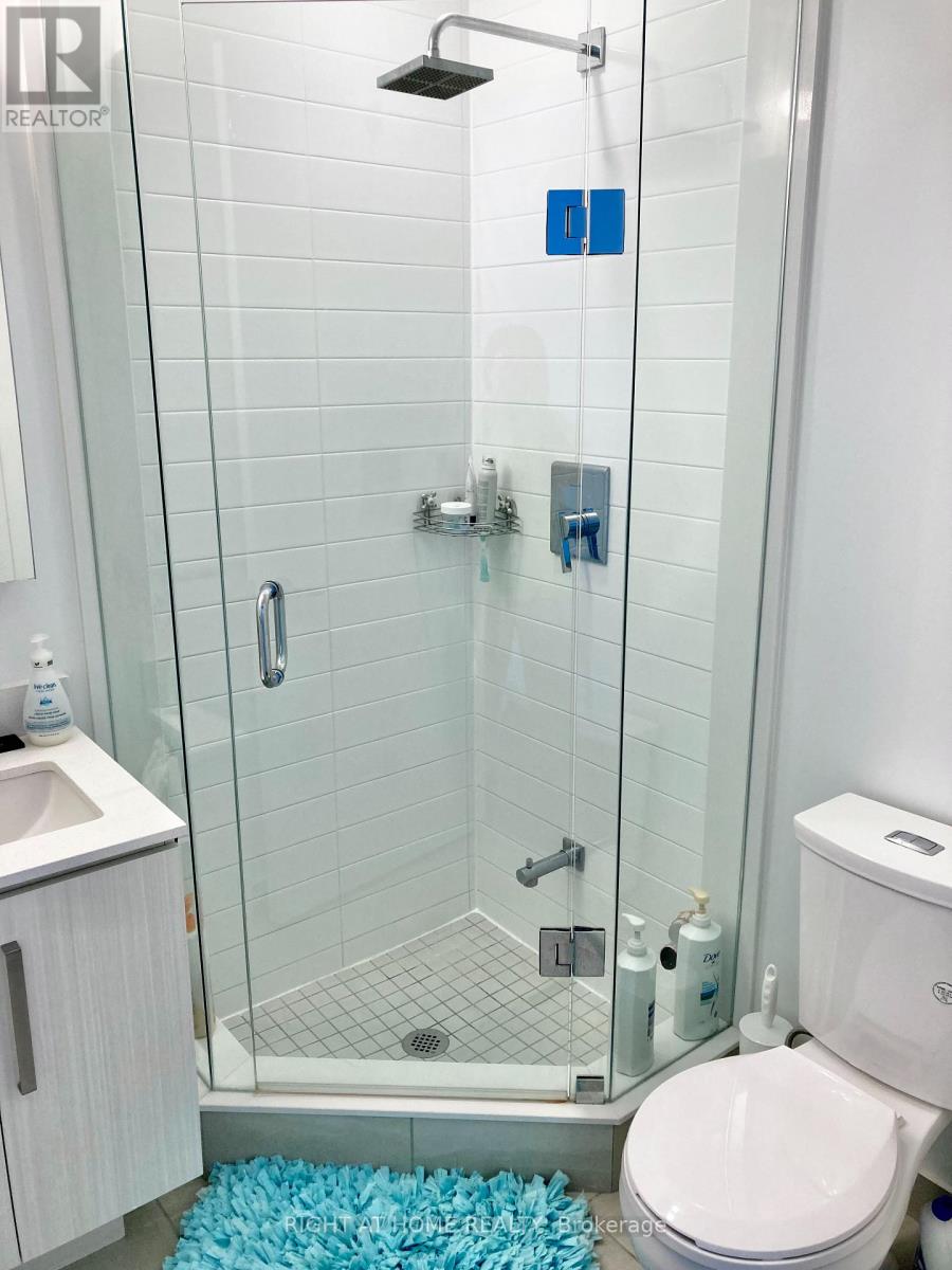 2001 - 5180 Yonge Street, Toronto (Willowdale West), Ontario  M2N 0K5 - Photo 5 - C12859342