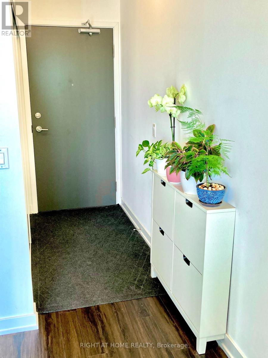 2001 - 5180 Yonge Street, Toronto (Willowdale West), Ontario  M2N 0K5 - Photo 9 - C12859342