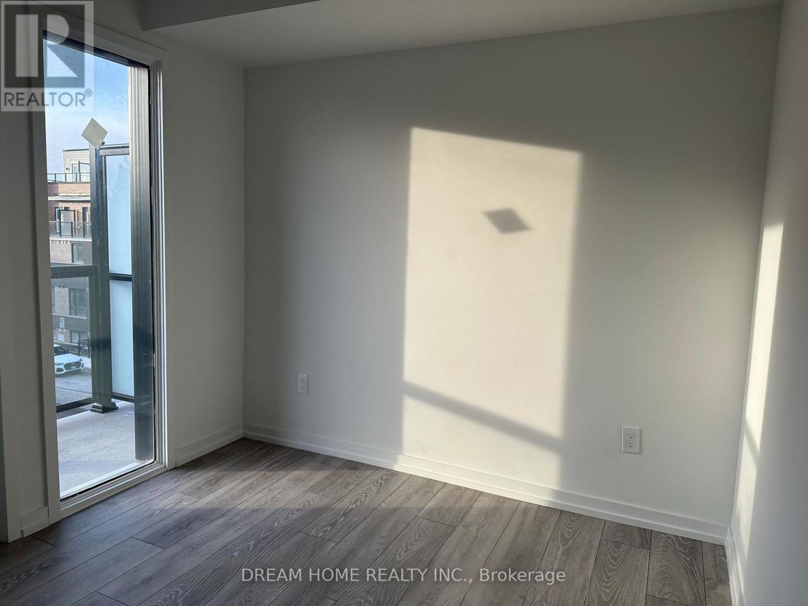 12 - 22 Lytham Green Circle, Newmarket, Ontario  L3Y 0H4 - Photo 11 - N12859346