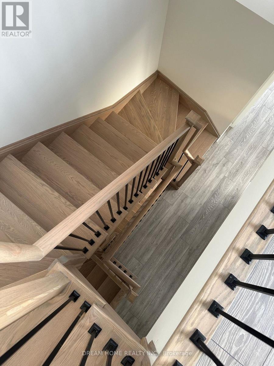 12 - 22 Lytham Green Circle, Newmarket, Ontario  L3Y 0H4 - Photo 8 - N12859346