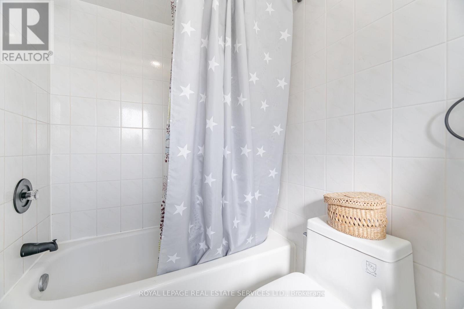 52 Wildberry Crescent, Brampton (Sandringham-Wellington), Ontario  L6R 1J9 - Photo 25 - W12675704