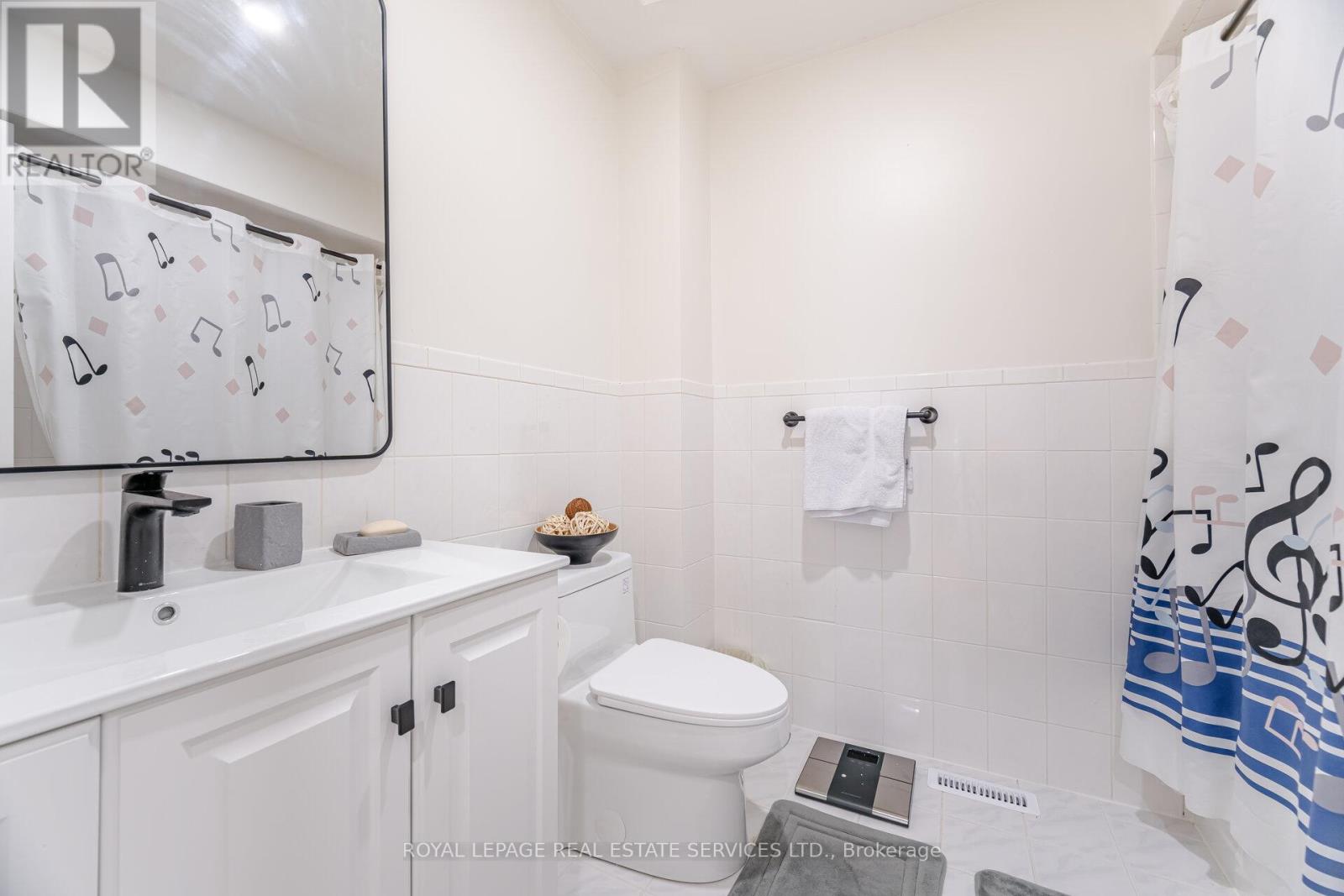 52 Wildberry Crescent, Brampton (Sandringham-Wellington), Ontario  L6R 1J9 - Photo 29 - W12675704