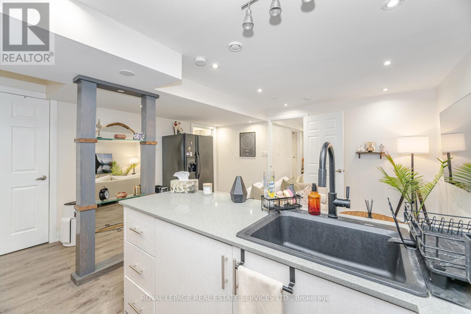 52 Wildberry Crescent, Brampton (Sandringham-Wellington), Ontario  L6R 1J9 - Photo 35 - W12675704