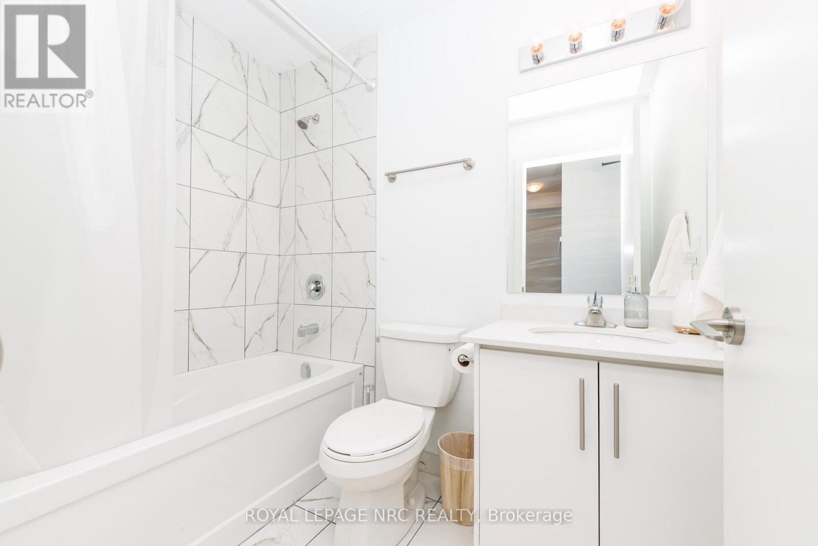 501 - 600 North Service Road, Hamilton, Ontario  L8E 5A7 - Photo 13 - X12802160