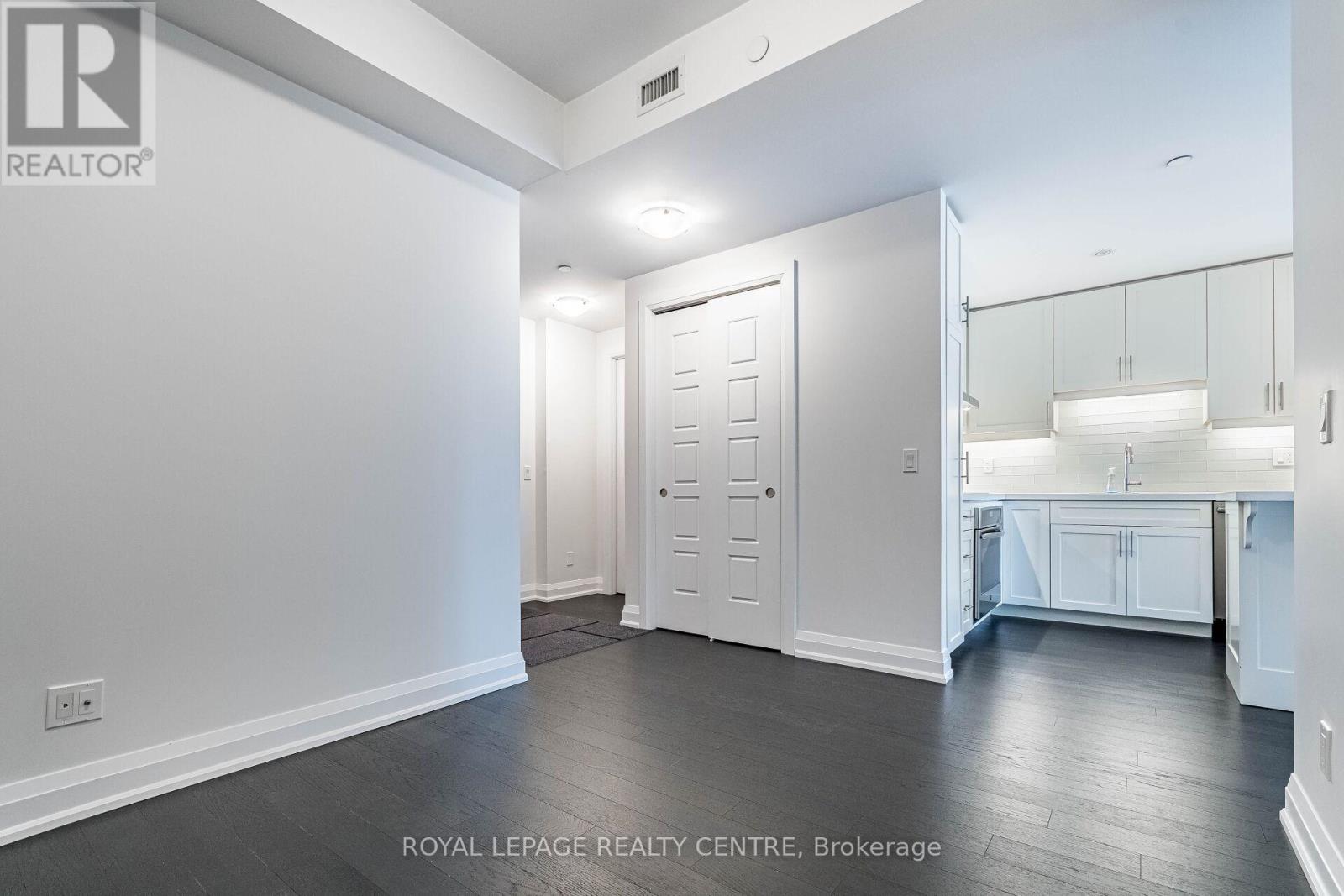 207 - 2025 Maria Street, Burlington, Ontario  L7R 0E9 - Photo 10 - W12859316