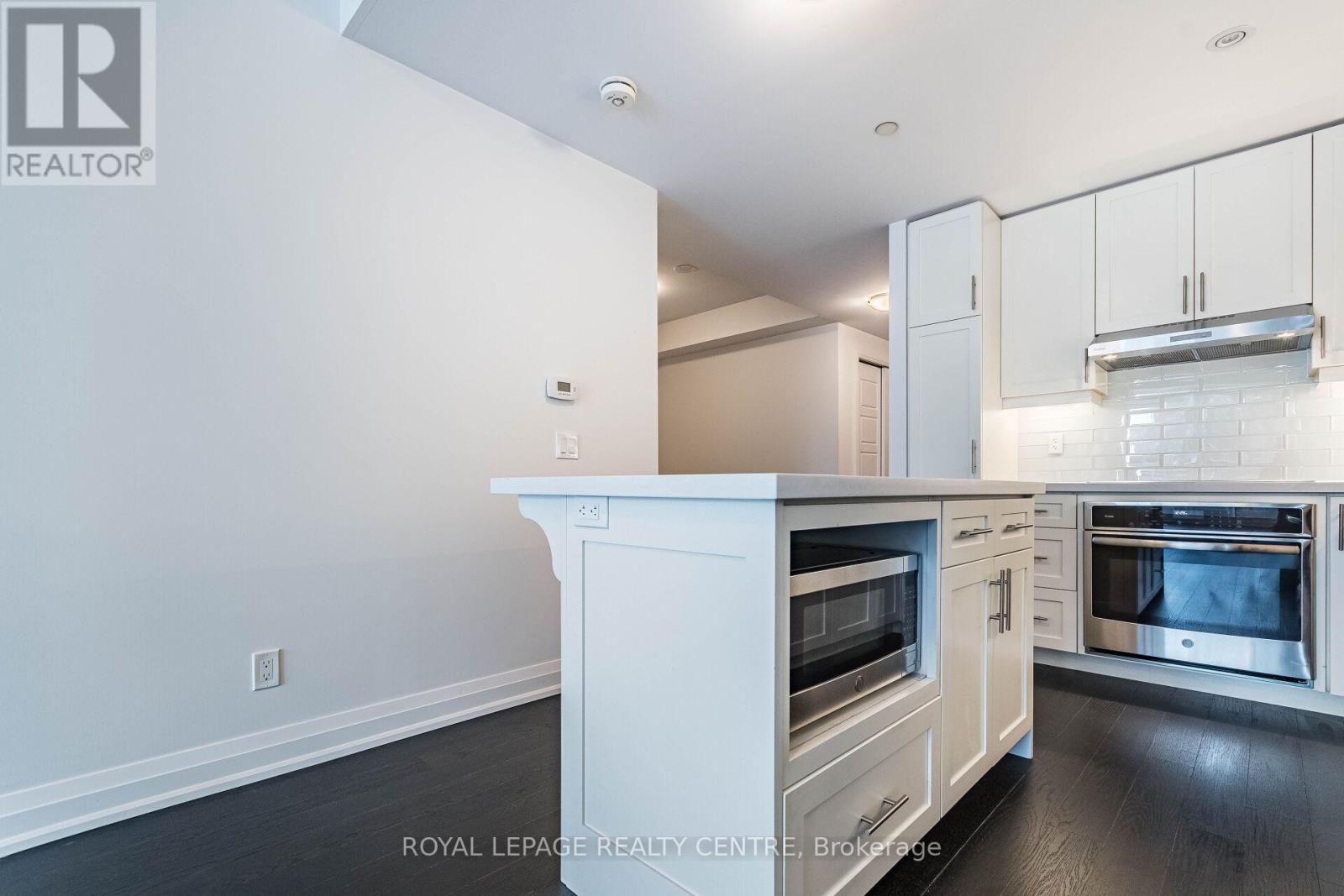 207 - 2025 Maria Street, Burlington, Ontario  L7R 0E9 - Photo 13 - W12859316