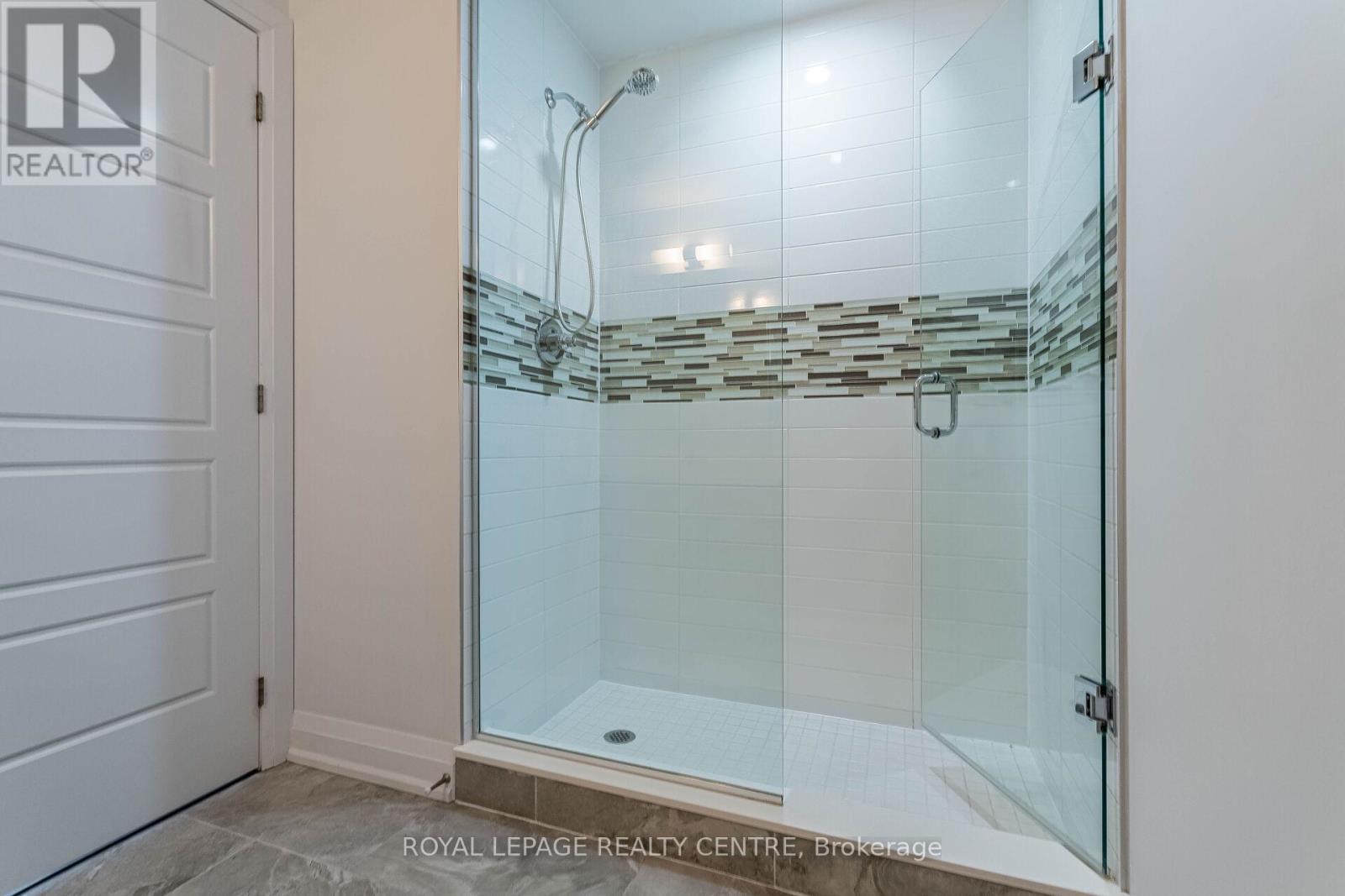 207 - 2025 Maria Street, Burlington, Ontario  L7R 0E9 - Photo 29 - W12859316