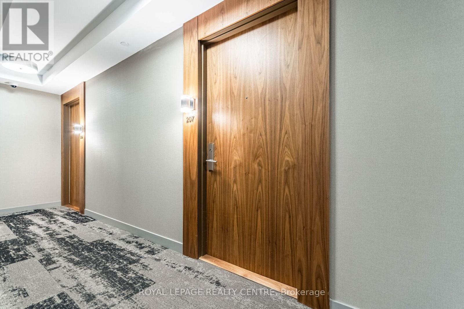 207 - 2025 Maria Street, Burlington, Ontario  L7R 0E9 - Photo 6 - W12859316