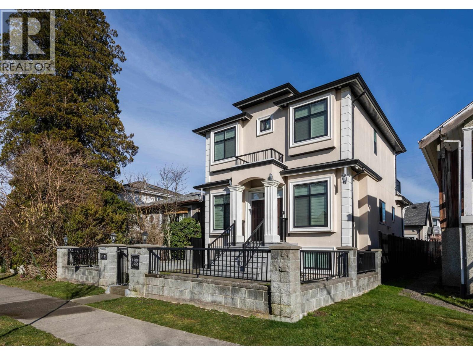 6182 Commercial Street, Vancouver, British Columbia  V5P 3N9 - Photo 2 - R3095412