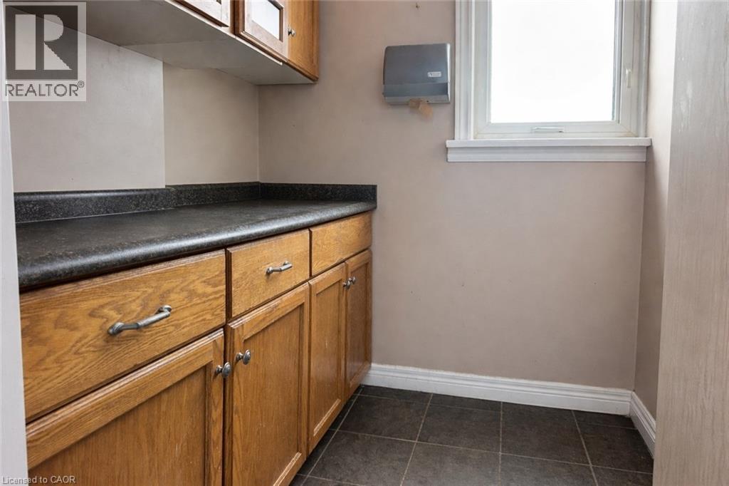 36 Charing Cross Street, Brantford, Ontario  N3R 2H2 - Photo 15 - 40806789