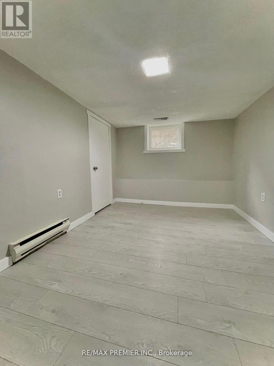 365 Bessie Avenue, Greater Sudbury, Ontario  P3C 4H6 - Photo 12 - X12859344