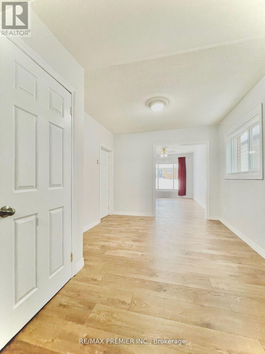 365 Bessie Avenue, Greater Sudbury, Ontario  P3C 4H6 - Photo 5 - X12859344