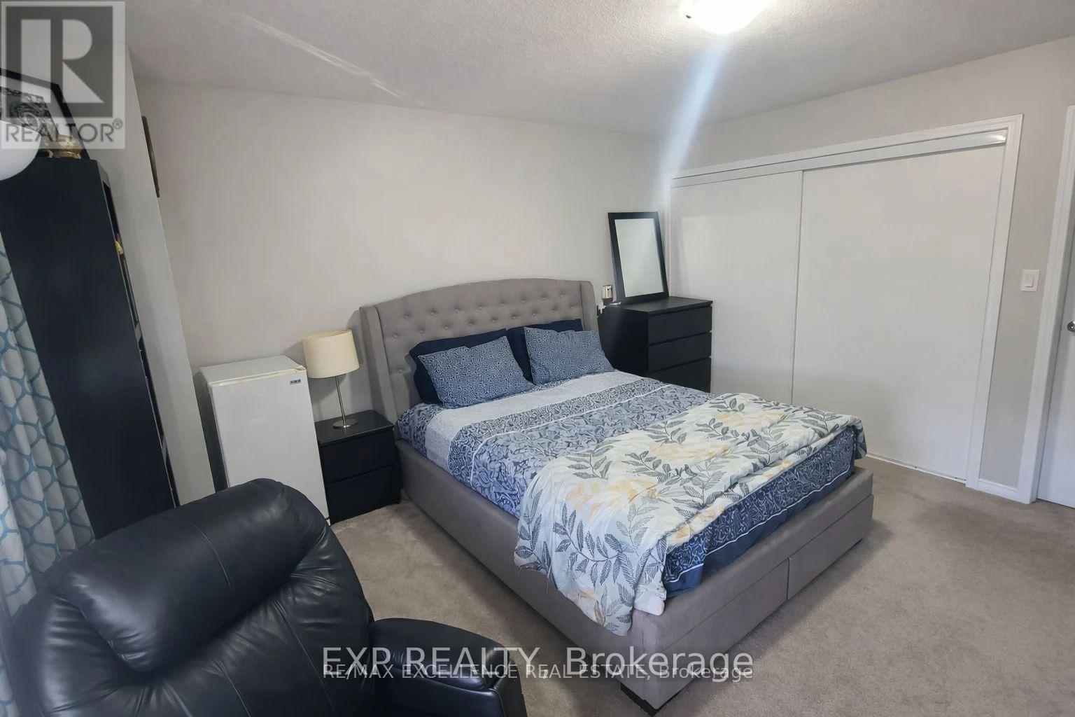 (Upper) - 45 Queen Mary Boulevard, Hamilton, Ontario  L8J 0M4 - Photo 11 - X12859284