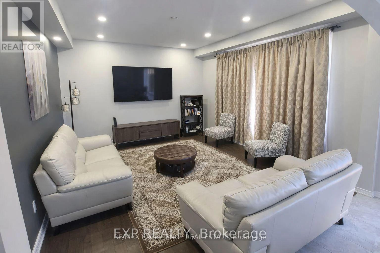 (Upper) - 45 Queen Mary Boulevard, Hamilton, Ontario  L8J 0M4 - Photo 4 - X12859284